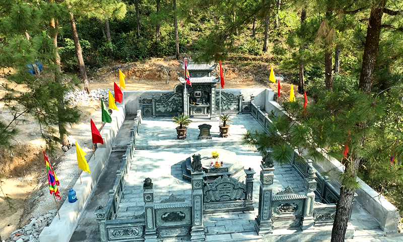 Xây dựng, tôn tạo lăng mộ Lãnh binh Mai Lượng