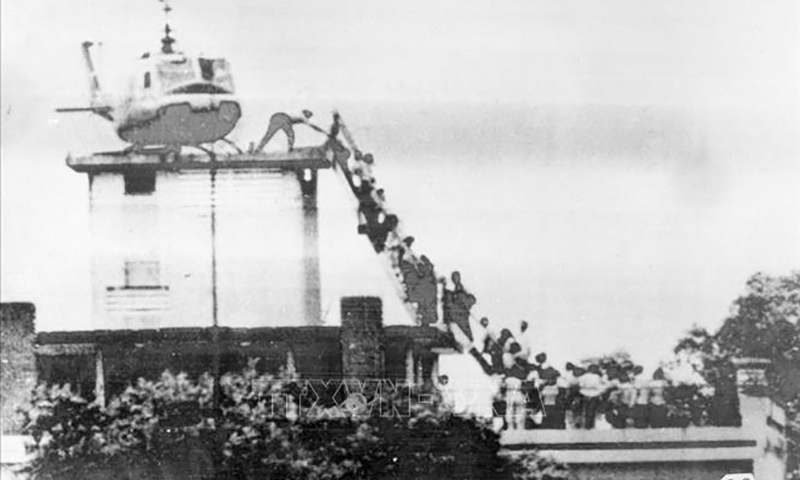 Ngày 24/4/1975: Quân ta bao vây Sài Gòn trên tất cả các hướng