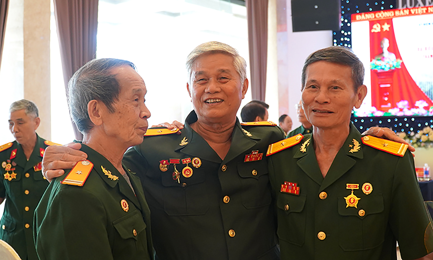 Gặp mặt cựu chiến binh, cựu thanh niên xung phong tham gia kháng chiến chống Mỹ cứu nước