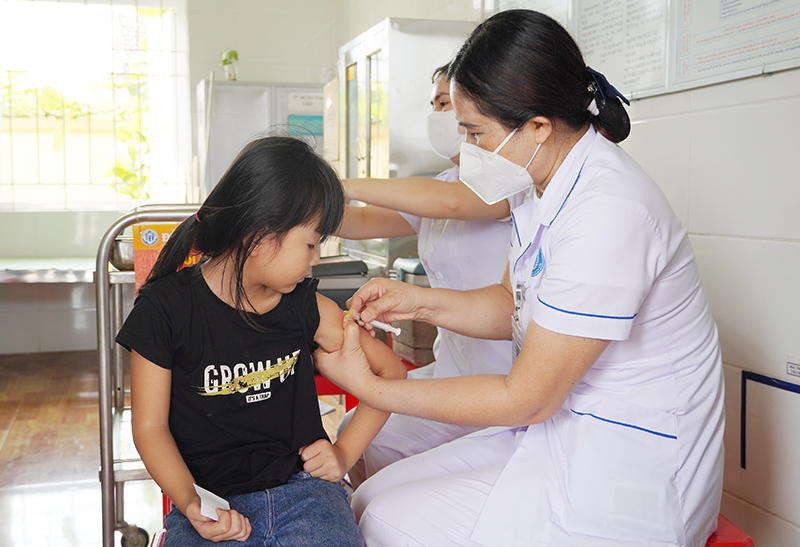Chiến dịch tiêm chủng vắc xin phòng, chống dịch sởi trên địa bàn tỉnh đợt 3