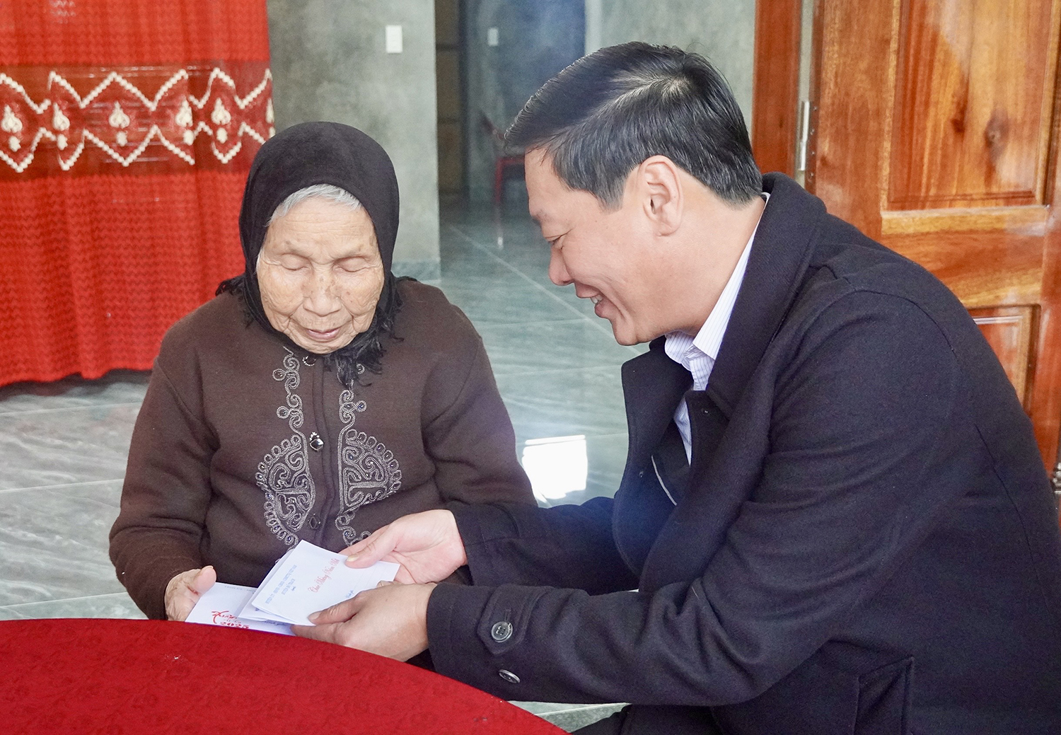 Sáng mãi nghĩa tri ân