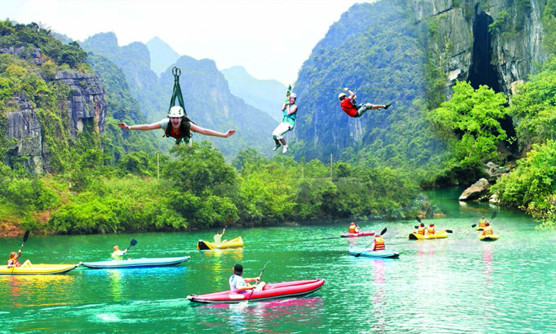 Du lịch Quảng Bình thu hút đông du khách dịp lễ 30/4 và 1/5