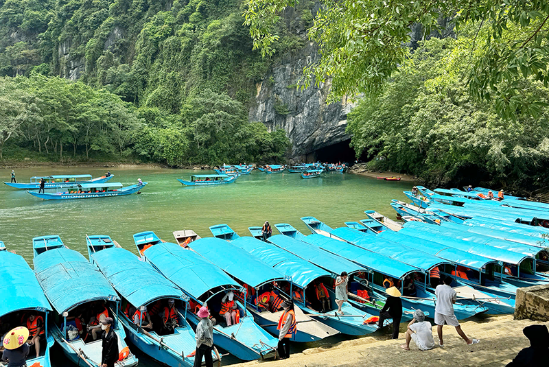 Vườn Quốc gia Phong Nha-Kẻ Bàng đón gần 49.000 lượt khách trong dịp nghỉ lễ