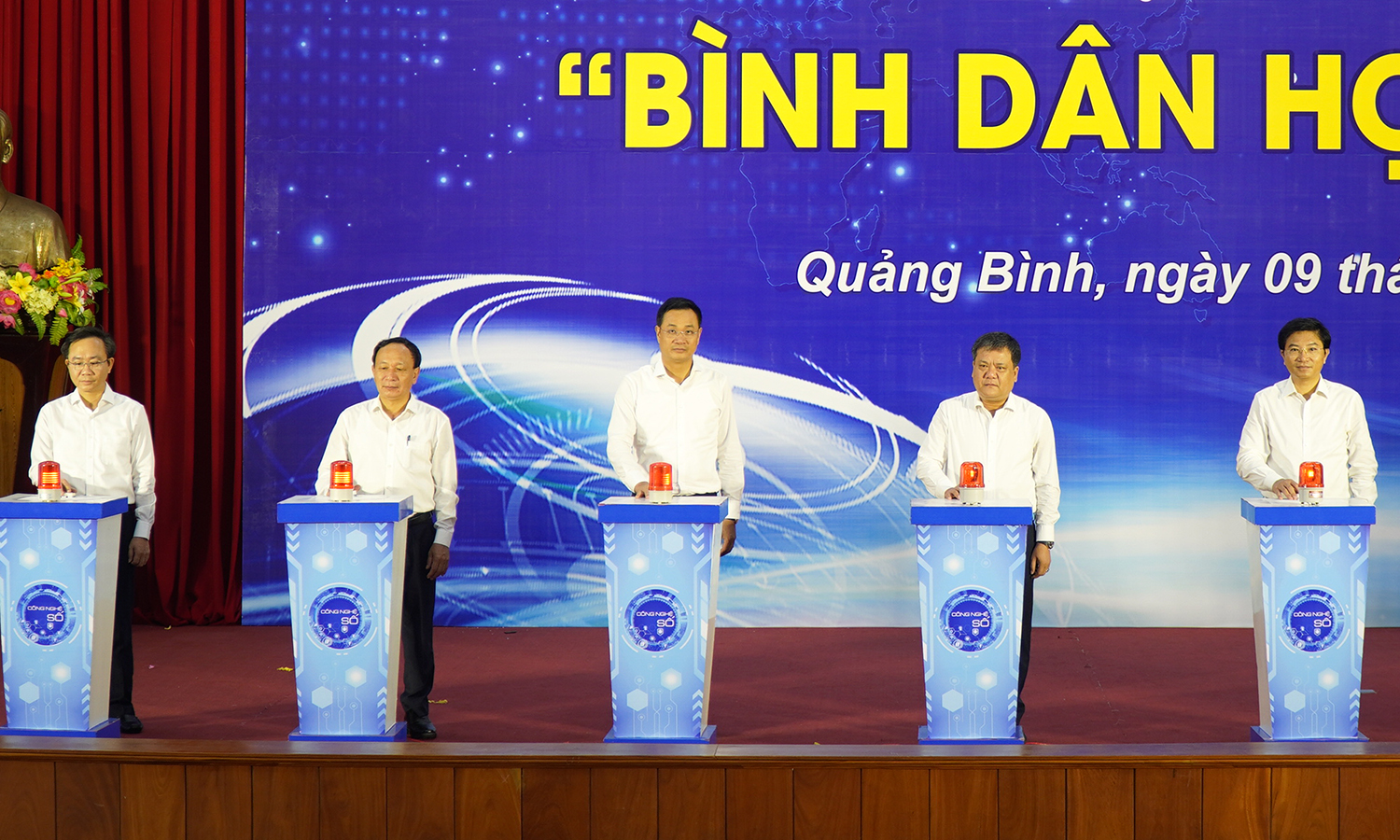 Phát động phong trào "Bình dân học vụ số"