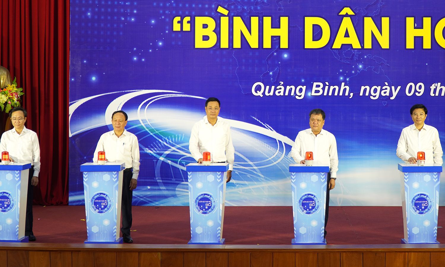 Phát động phong trào "Bình dân học vụ số"