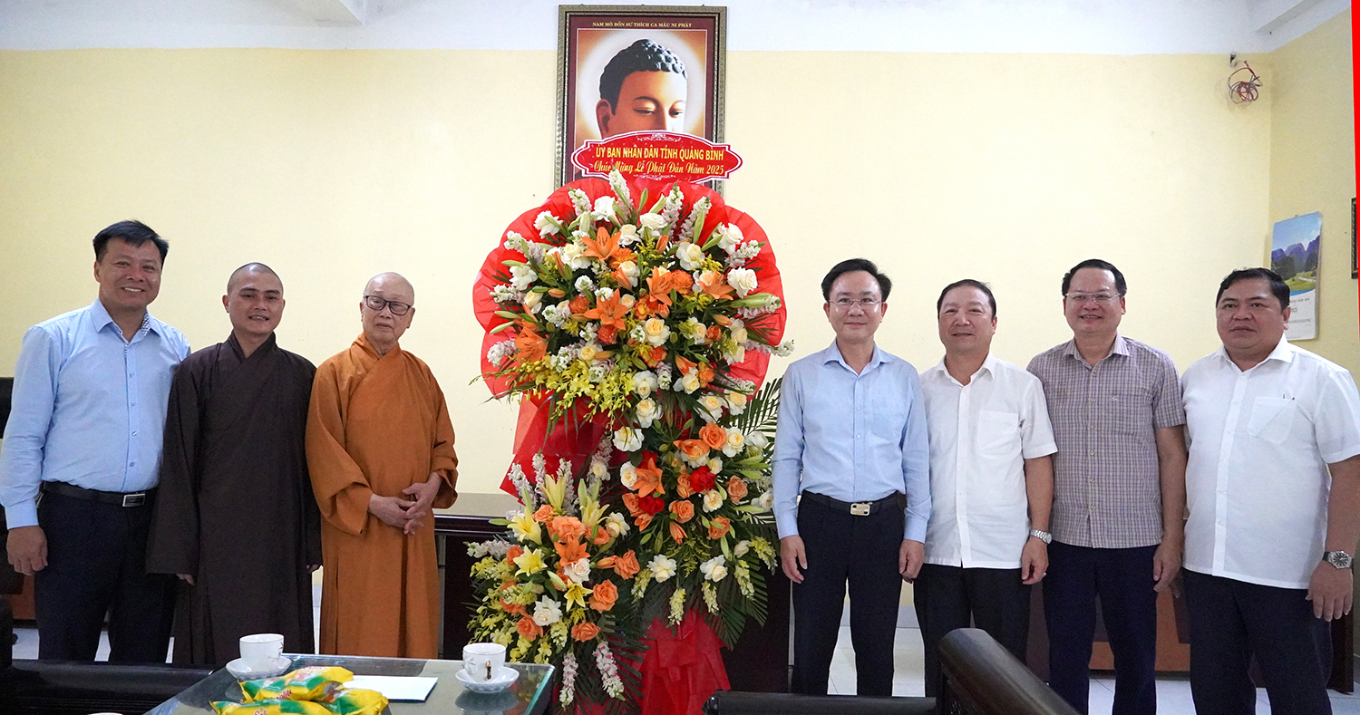 Lãnh đạo tỉnh chúc mừng Ban Trị sự Giáo hội Phật giáo Việt Nam tỉnh