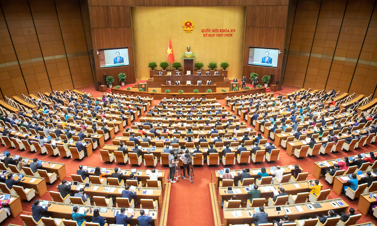 Tuần làm việc thứ 2, kỳ họp thứ 9, Quốc hội khóa XV