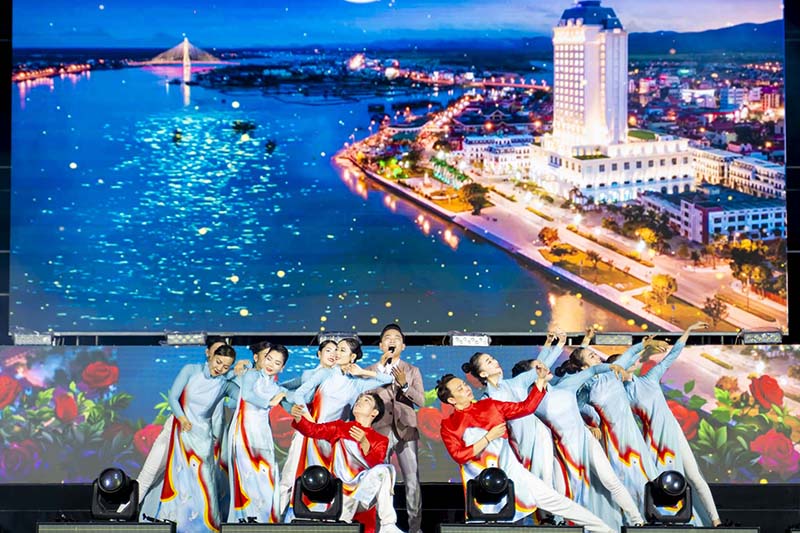 Chạm cảm xúc, đánh thức khát vọng Quảng Bình
