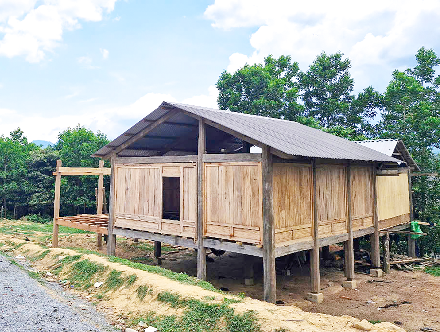 Khi đồng bào dân tộc thiểu số xuất khẩu lao động