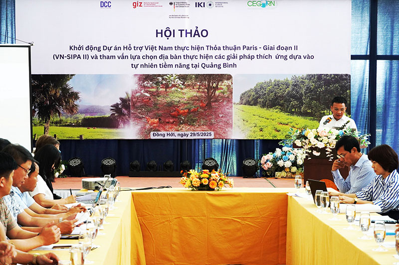 Bảo tồn đa dạng sinh học và thích ứng với biến đổi khí hậu