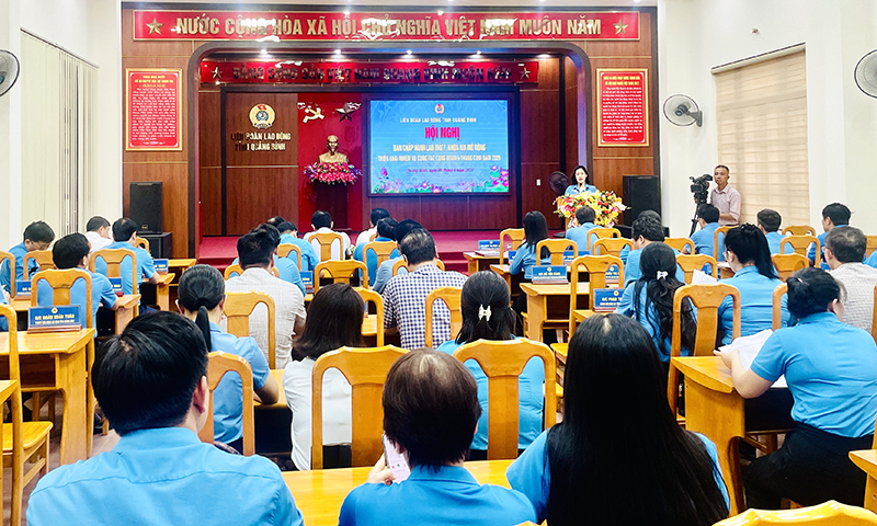 Tiếp tục nâng cao hiệu quả công tác công đoàn