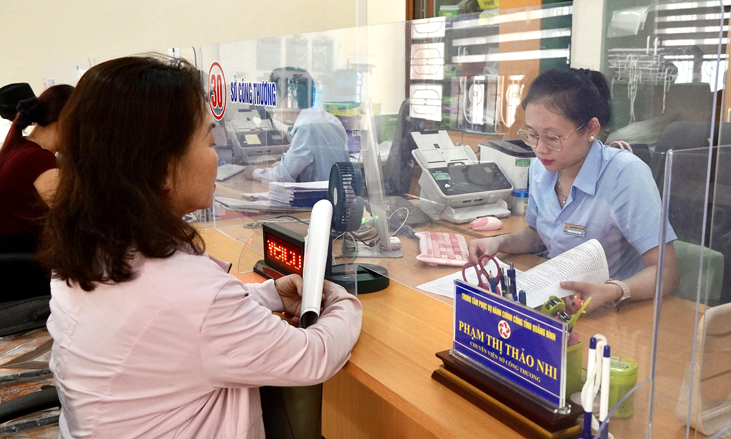 Đổi mới vì một nền hành chính minh bạch, hiện đại