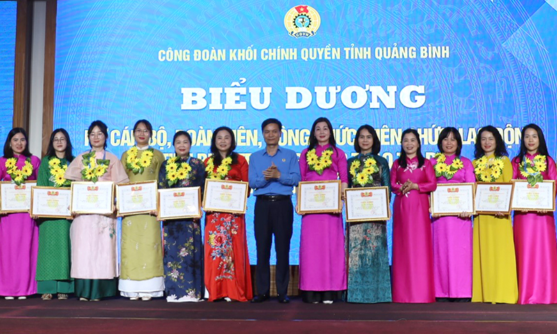 Biểu dương 96 điển hình tiêu biểu trong phong trào thi đua "Giỏi việc nước, đảm việc nhà"
